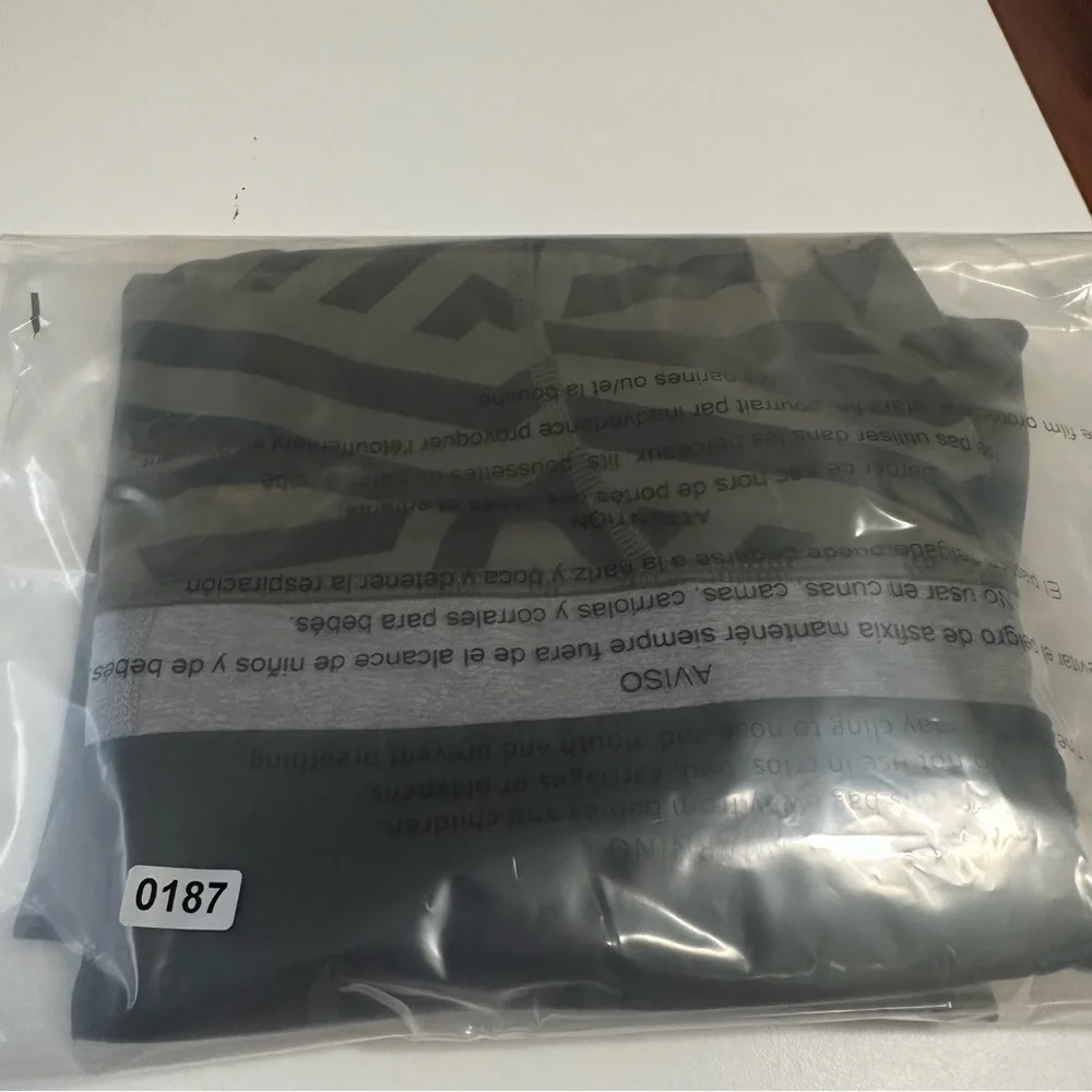 lululemon athletica excellent preowned